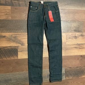 28x32 Men’s Slim Levi Jeans Slim